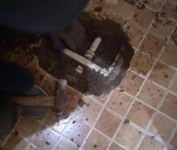 敖汉卫生间漏水维修公司为您分享下卫生间渗水如何处理及注意事项